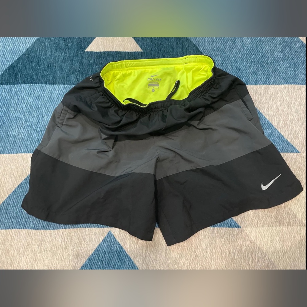 Men’s Nike athletic shorts - medium